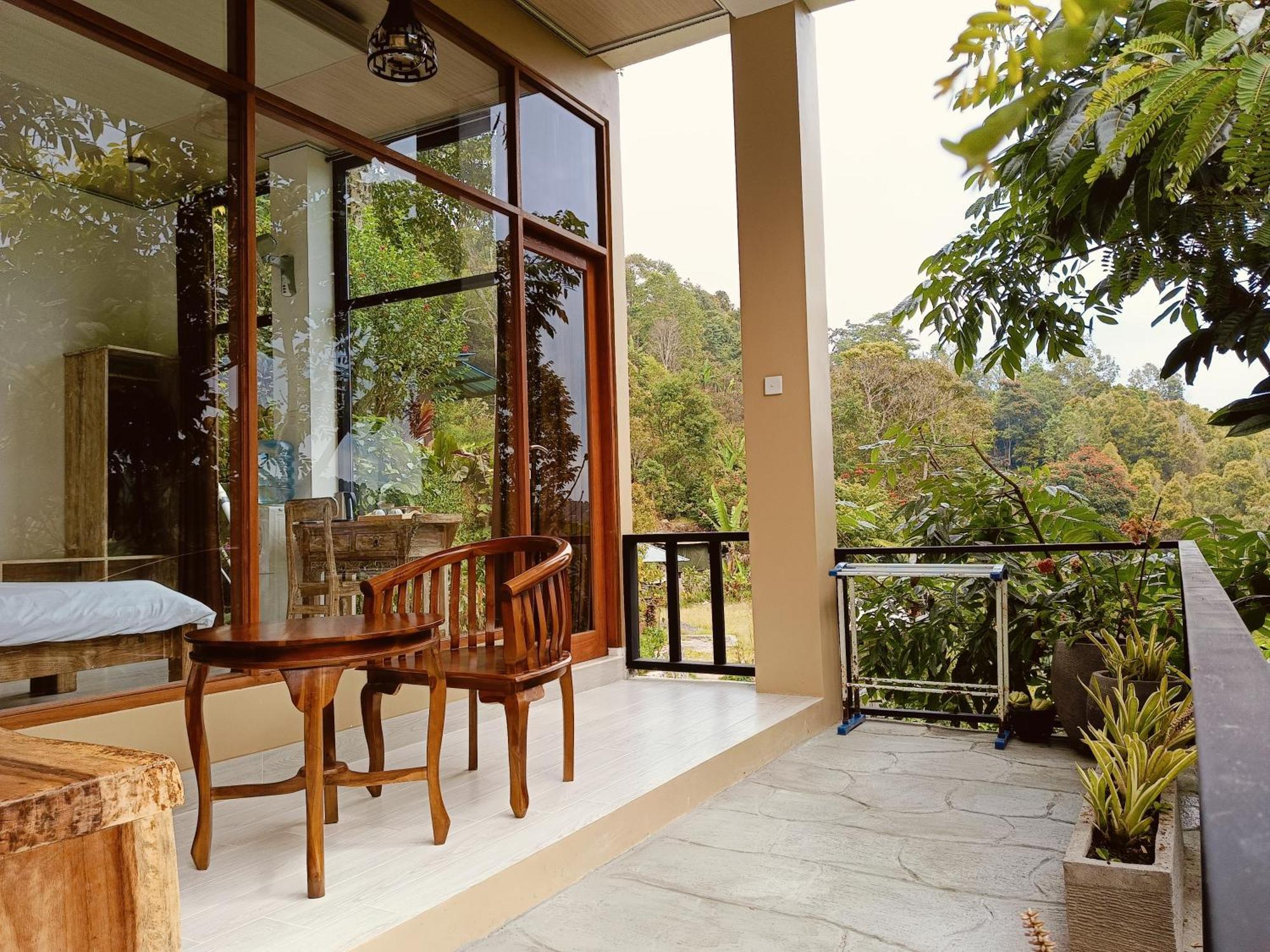 Gumi Ayu Ecostay Herberg Munduk